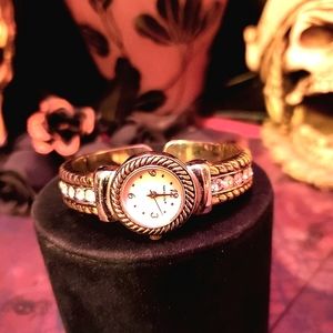 🖤Gorgous Gold & Silver Toned Massini Watch 🖤